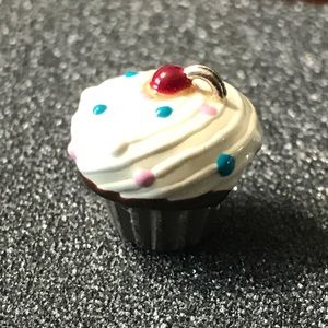 Brighton ABC Sprinkle Cupcake bead charm